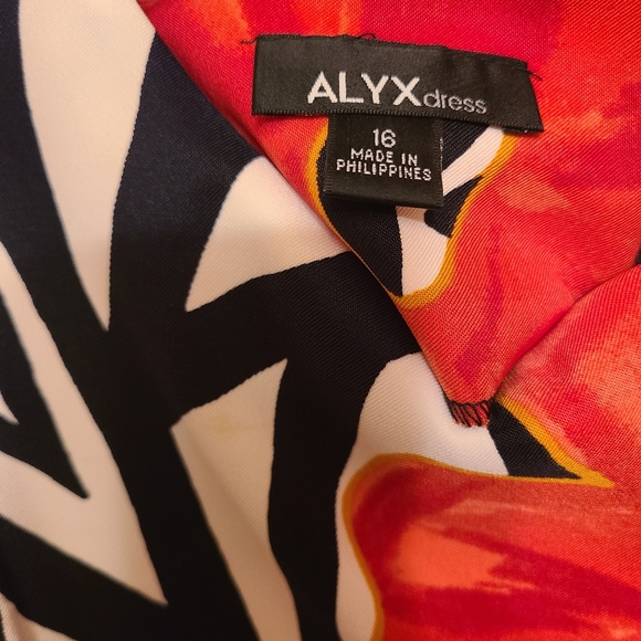 Alyx shift dress - Picture 3 of 3